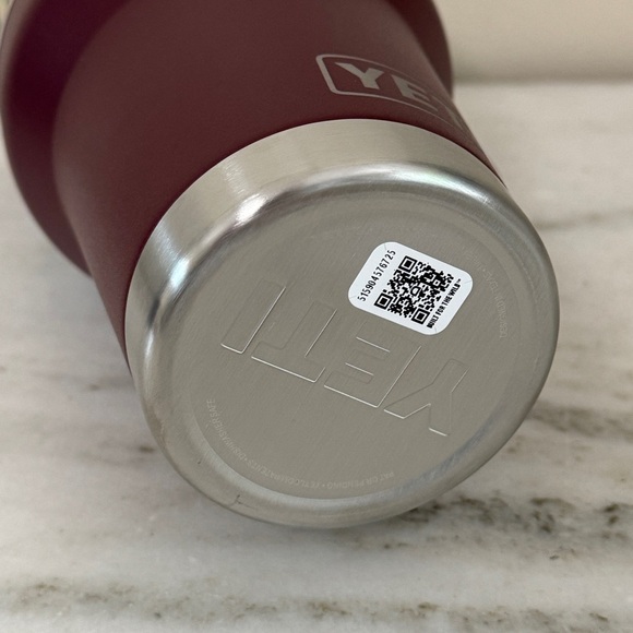 YETI Rambler 35oz Mug w/ Straw WILD VINE REDTumbler To Go Cup Limited Edition - Picture 5 of 6